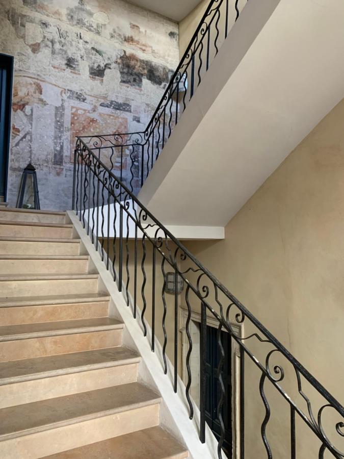 Appartement Cosy Centre Historique Avinyon Dış mekan fotoğraf